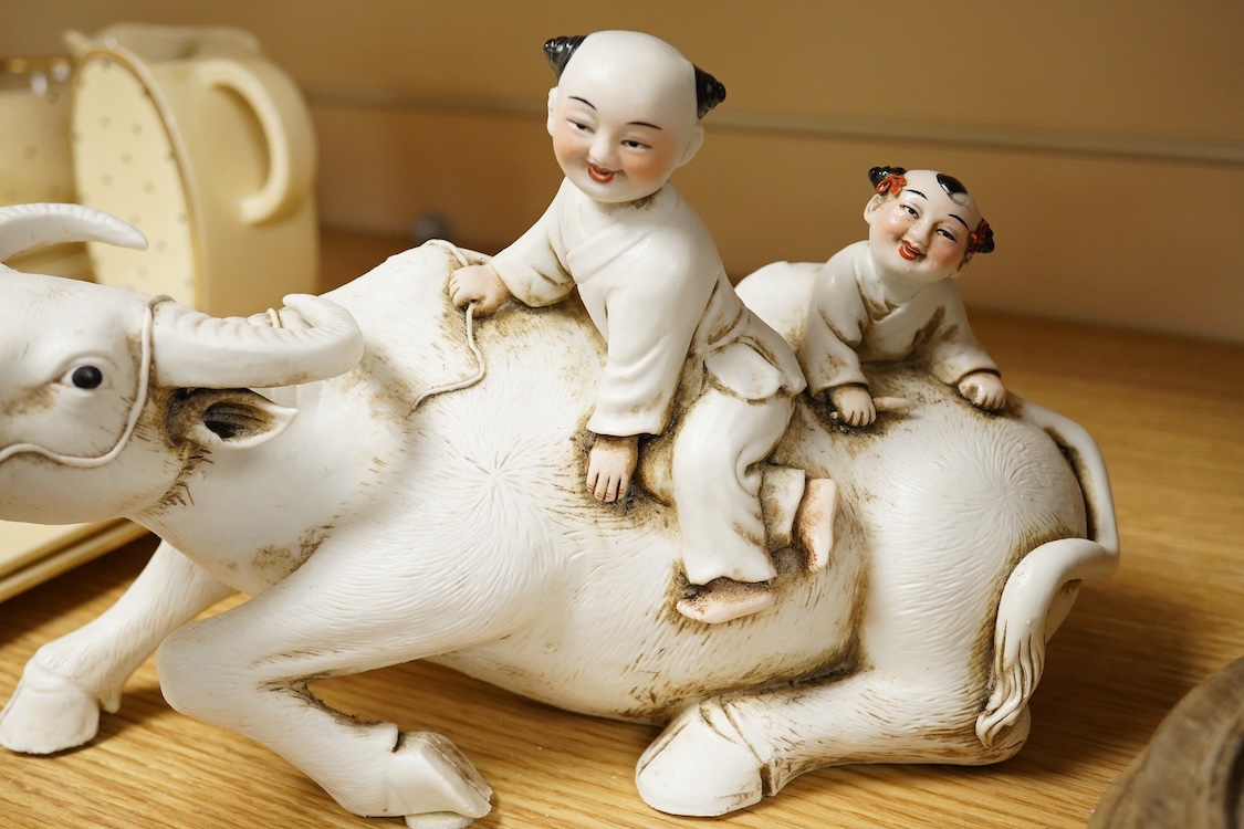 A Norris adjustable smoothing plane, stamped with Norris, London to the brass lever cap, with replacement iron, owner’s name lightly stamped to both sides of the handle, the front infill with a screw inserted down throug